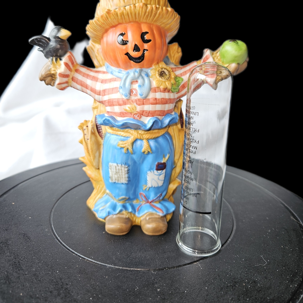 PartyLite Festive Scarecrow Figurine - Orange, Blue, and Green - Picture 5 of 5